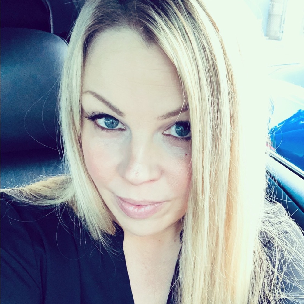 Meet your Posher, Jenny